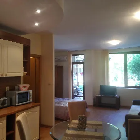 Apartamento Sveti Vlas, Garden Of Eden, Private Studio, Larisa *